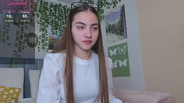 Ashley Pierce online show from September 2025 06:13:02 PM