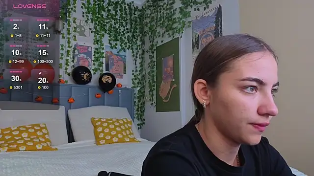 Ashley Pierce online show from November 2025 04:11:02 AM