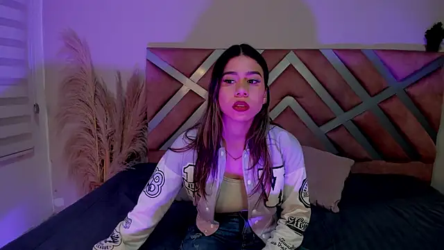 Rachell criss online show from April 2026 04:10:02 AM