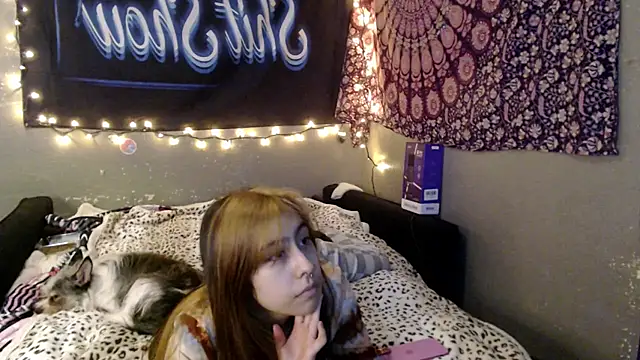 Snapshot of London_Ray chatting on June 2026 10:00:02 PM London Ray online show from June 2026 10:00:02 PM