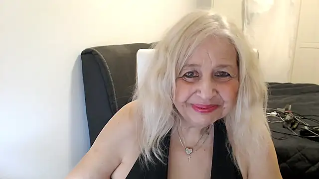 SusiLifeXXX online show from March 2026 08:24:02 PM