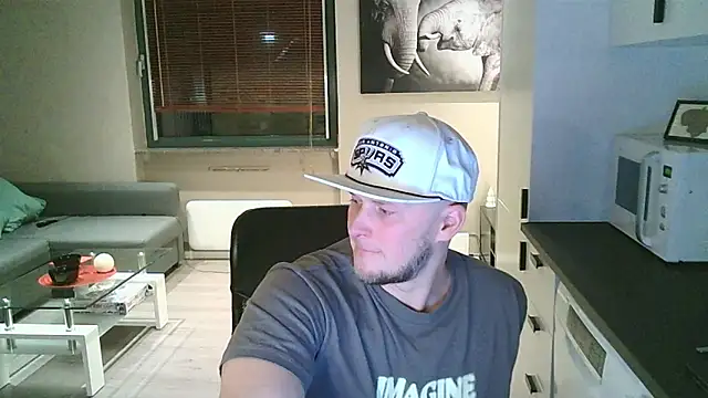 Dartanjanas13 online show from January 2026 09:19:01 PM