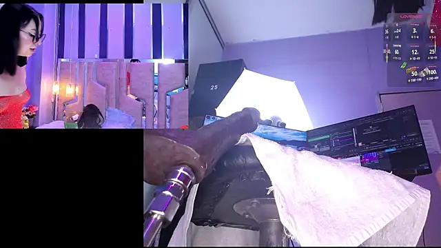 Snapshot of NicoleFerrel chatting on February 2026 02:37:02 PM NicoleFerrel online show from February 2026 02:37:02 PM