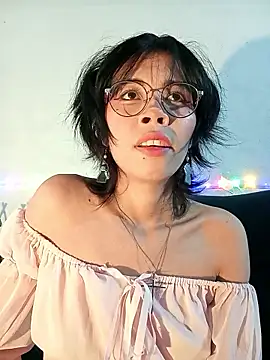 dolliette24 online show from January 2026 02:05:02 AM