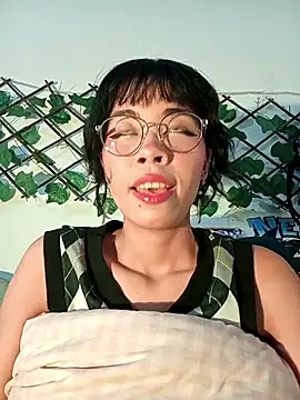 dolliette24 online show from April 2026 10:55:01 PM