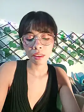 Snapshot of dolliette24 chatting on May 2026 05:38:01 AM dolliette24 online show from May 2026 05:38:01 AM