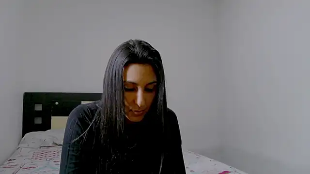 Saloriz Col online show from September 2025 09:04:01 PM