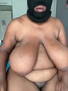 Snapshot of curvywithbigtitties chatting on April 2026 06:03:01 AM curvywithbigtitties online show from April 2026 06:03:01 AM