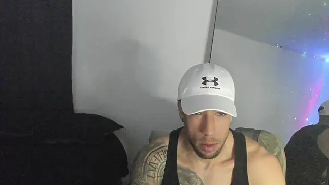 ThiagoLugo online show from March 2026 03:18:02 AM