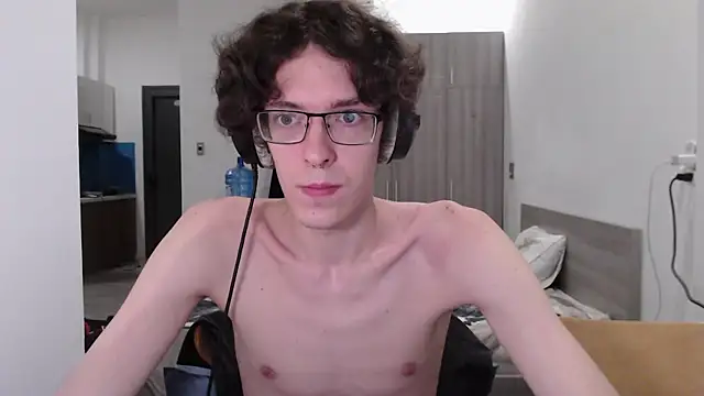 LovesomeCookie online show from November 2025 07:37:01 PM