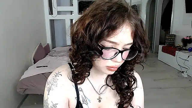 Hannah xBaby online show from February 2026 01:39:01 PM