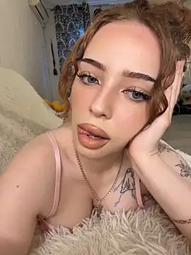 Snapshot of Hannah_xBaby chatting on June 2026 10:19:01 AM Hannah xBaby online show from June 2026 10:19:01 AM