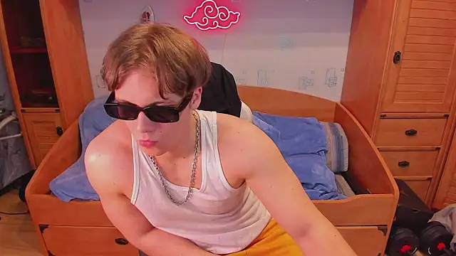 Dexter Bennett online show from May 2026 07:01:02 PM