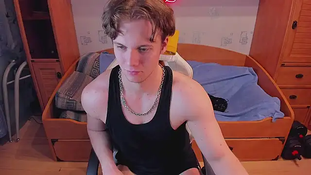 Snapshot of Dexter_Bennett chatting on June 2026 07:45:02 PM Dexter Bennett online show from June 2026 07:45:02 PM