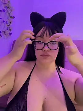 Emily Taylor2 online show from February 2026 12:37:02 AM