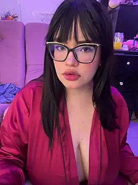 Emily Taylor2 online show from February 2026 10:13:02 PM