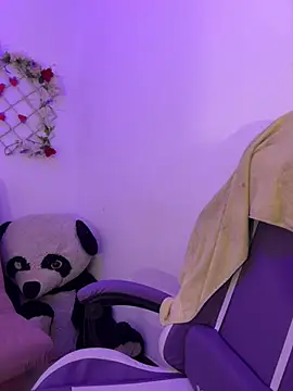 Emily Taylor2 online show from February 2026 02:02:02 AM