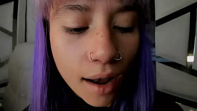 barbieambar online show from November 2025 01:33:02 PM