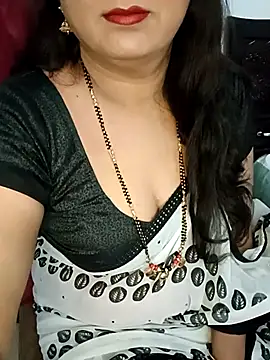 Snapshot of Niharika555 chatting on February 2026 04:05:02 AM Niharika555 online show from February 2026 04:05:02 AM