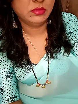 Snapshot of Niharika555 chatting on May 2026 05:21:02 PM Niharika555 online show from May 2026 05:21:02 PM