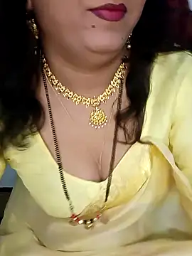 Snapshot of Niharika555 chatting on May 2026 06:14:01 PM Niharika555 online show from May 2026 06:14:01 PM