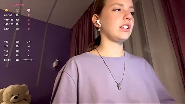 LinaMoonBlessed online show from October 2025 12:28:01 PM