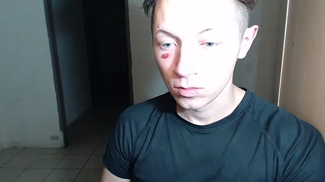 Snapshot of BlondZilla chatting on January 2026 05:22:02 AM BlondZilla online show from January 2026 05:22:02 AM