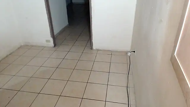 Snapshot of BlondZilla chatting on February 2026 11:31:01 AM BlondZilla online show from February 2026 11:31:01 AM