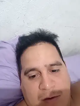 Snapshot of reguetones92 chatting on November 2025 12:49:01 PM reguetones92 online show from November 2025 12:49:01 PM