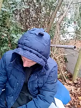 Wilsonn86 online show from December 2025 09:25:01 AM