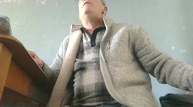 hefin18 online show from March 2025 03:30:02 PM