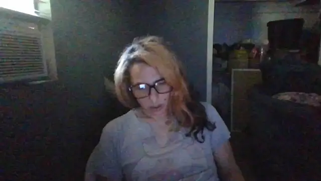 mayra mayhem online show from June 2026 04:00:02 PM