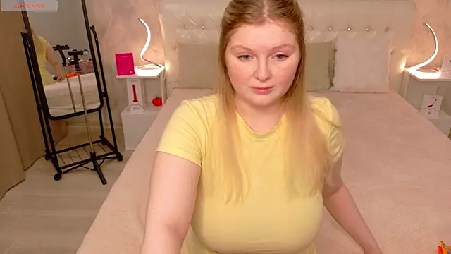 AmeliaDiamond online show from November 2025 09:58:01 PM