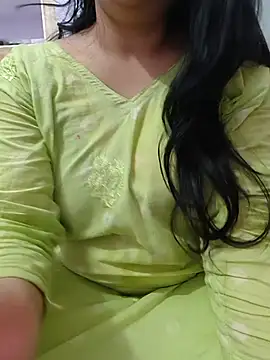Snapshot of roshni_agrawal0 chatting on June 2026 04:46:01 AM roshni agrawal0 online show from June 2026 04:46:01 AM