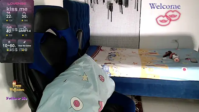 dylan apol0 online show from November 2025 04:22:02 AM