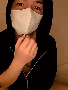 Snapshot of kqitooo chatting on March 2026 04:21:02 PM kqitooo online show from March 2026 04:21:02 PM