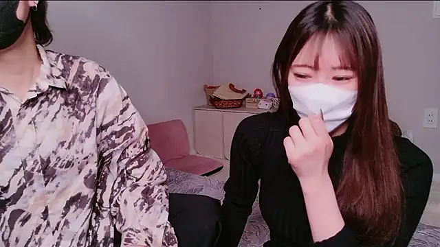 MOEMOE-Q online show from February 2026 02:27:01 PM