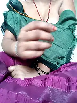 Snapshot of Falguni_Desai chatting on May 2026 01:34:01 AM Falguni Desai online show from May 2026 01:34:01 AM