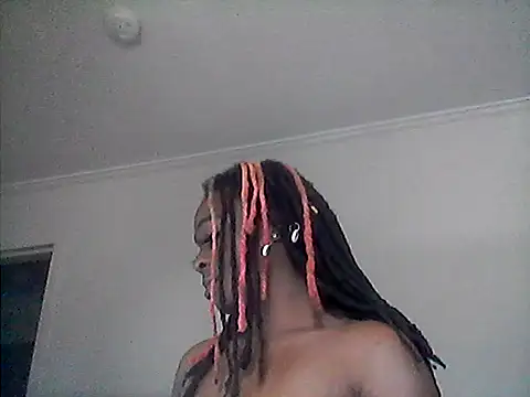 Snapshot of Sunflower_Synns chatting on September 2025 06:51:02 PM Sunflower Synns online show from September 2025 06:51:02 PM