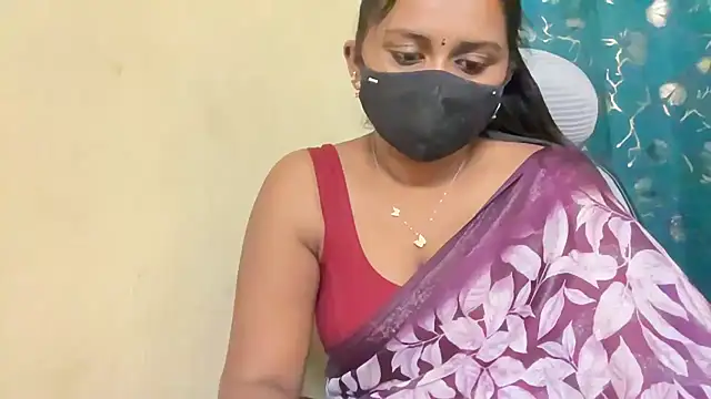 Pavani-Sexy online show from April 2026 06:48:02 PM