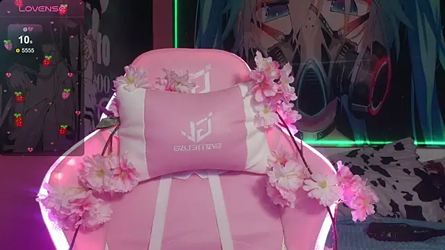 MilkMeSoftly online show from September 2025 08:14:02 AM