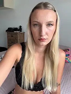 Snapshot of NattieBoo chatting on July 2026 09:59:01 AM NattieBoo online show from July 2026 09:59:01 AM