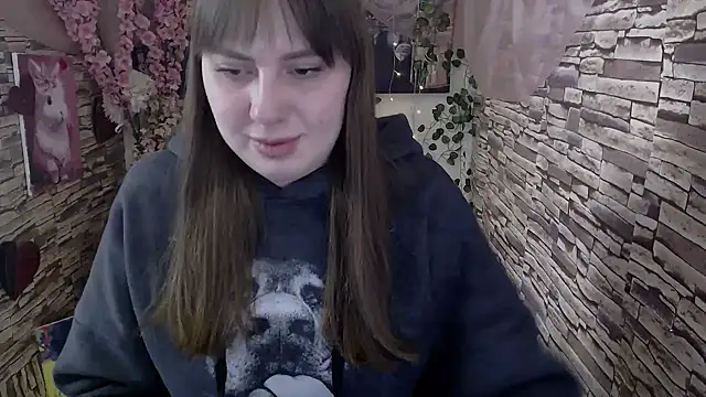 Amanda Bright  online show from October 2025 11:09:02 AM