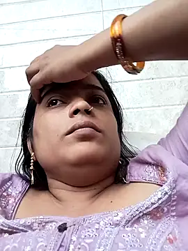 Trisha 71 online show from October 2025 11:03:01 AM