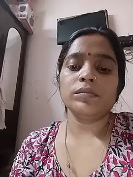 Snapshot of Trisha_71 chatting on July 2026 03:39:02 PM Trisha 71 online show from July 2026 03:39:02 PM