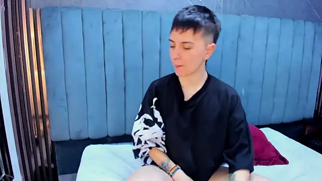  Hannah Hot online show from February 2026 02:43:02 AM