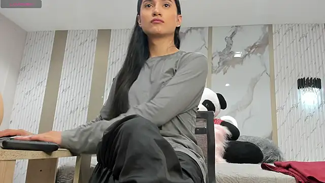 Sweet Mafe online show from February 2026 04:38:02 PM