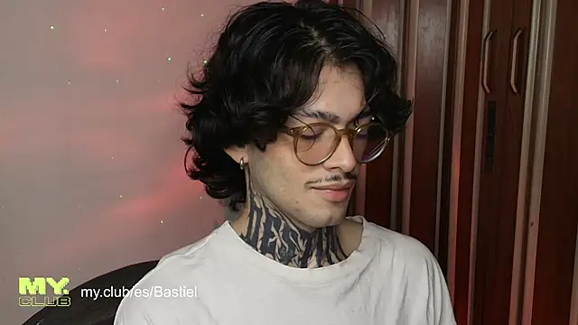Snapshot of Mihail_leroy chatting on May 2026 12:37:01 AM Mihail leroy online show from May 2026 12:37:01 AM