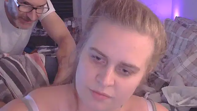 Snapshot of Sexyblonde12344 chatting on October 2025 08:32:02 PM Sexyblonde12344 online show from October 2025 08:32:02 PM