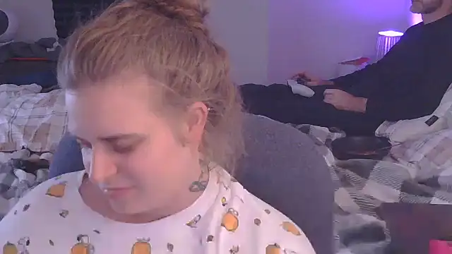 Snapshot of Sexyblonde12344 chatting on November 2025 12:21:01 AM Sexyblonde12344 online show from November 2025 12:21:01 AM